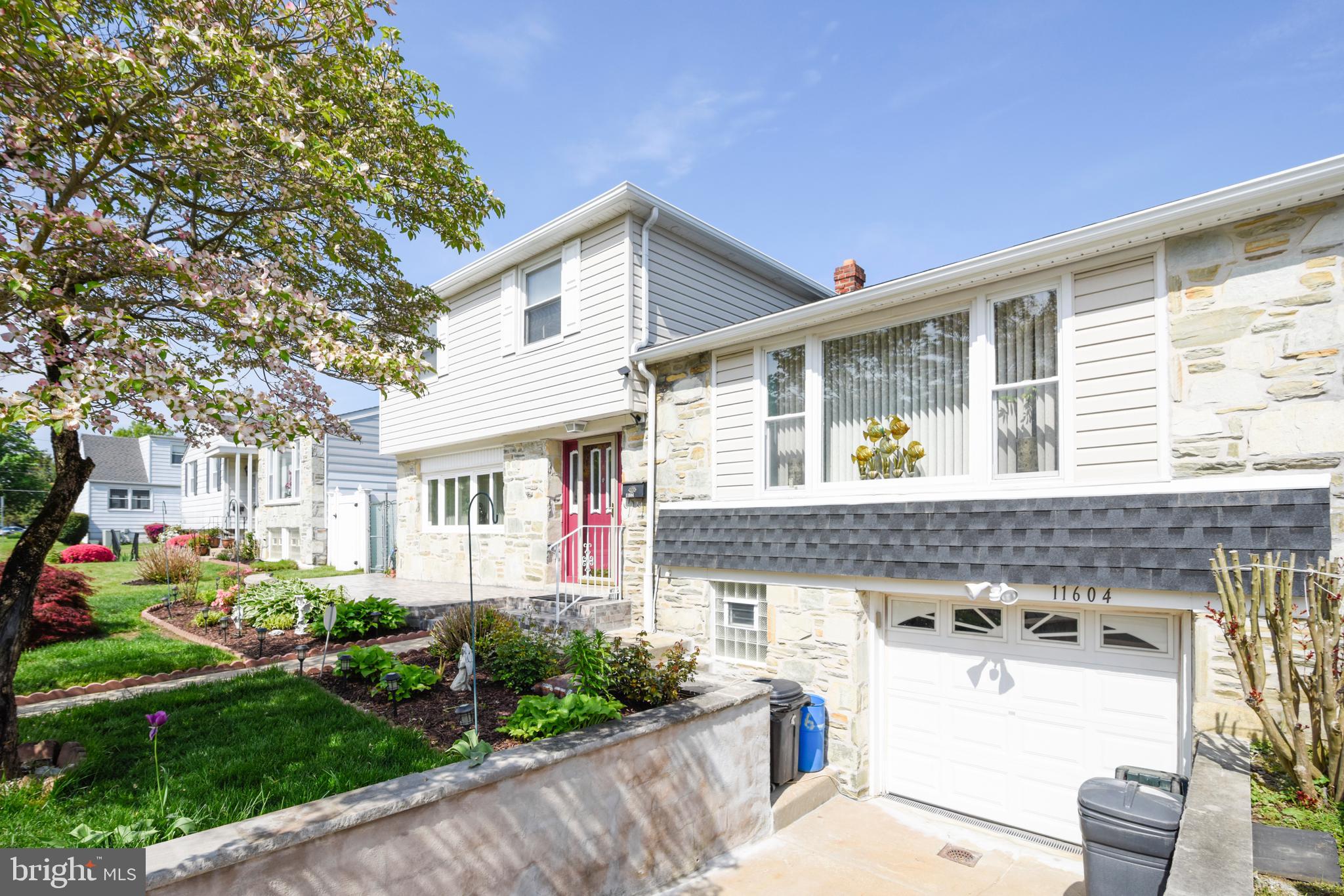 11604 Stevens Road Philadelphia, PA 19116 - Photo 3 of 33