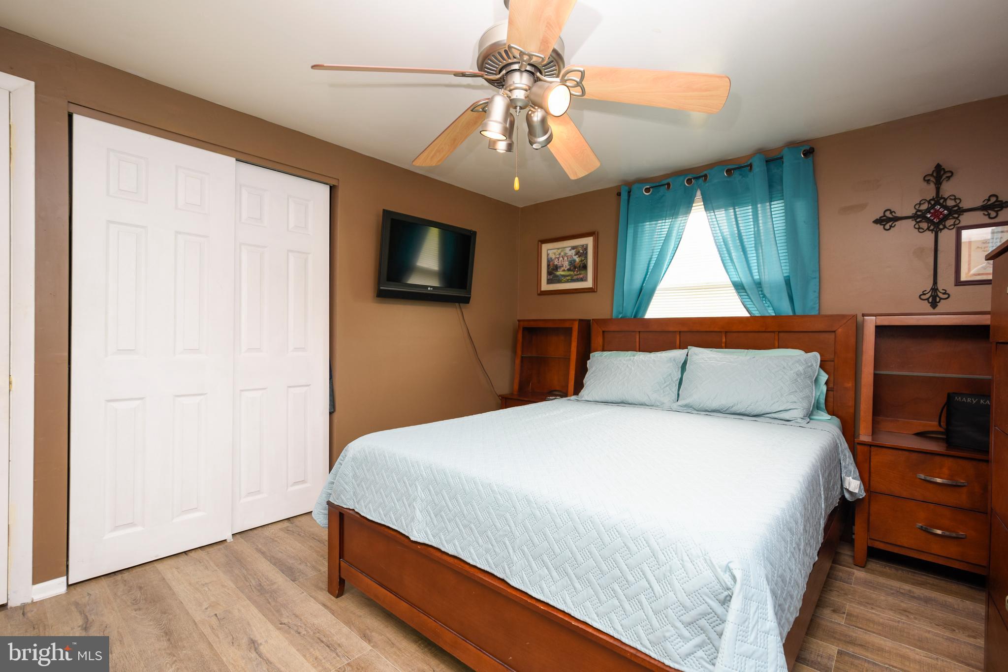 11604 Stevens Road Philadelphia, PA 19116 - Photo 28 of 33 2nd Bedroom