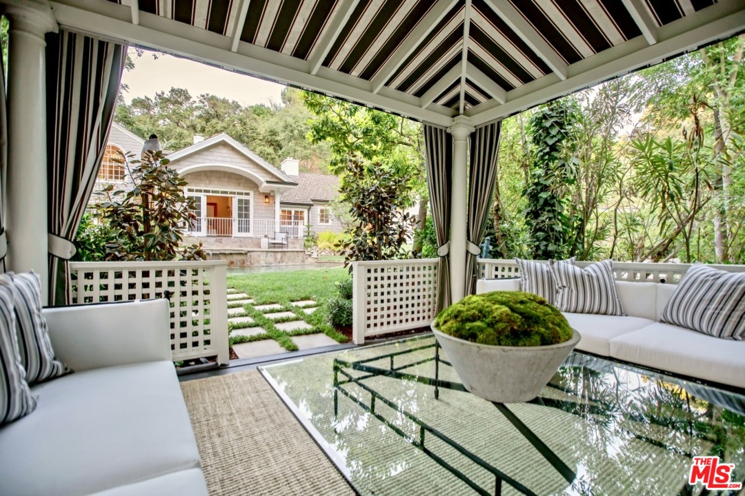 2900 Hutton Drive Beverly Hills, CA 90210 - Photo 22 of 27