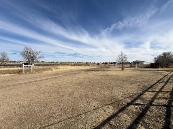 $130,000 | 801 West Crawford Street, Pampa, TX 79065