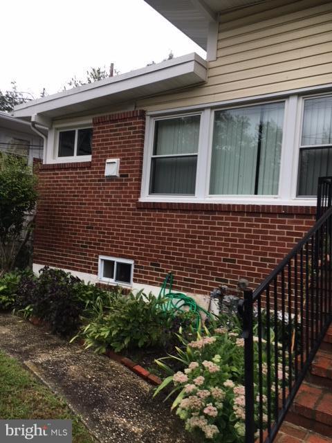 1043 Ruatan Street Silver Spring, MD 20903 - Photo 3 of 17 Exterior (General)