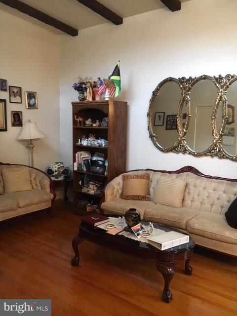 1043 Ruatan Street Silver Spring, MD 20903 - Photo 6 of 17 Living Room