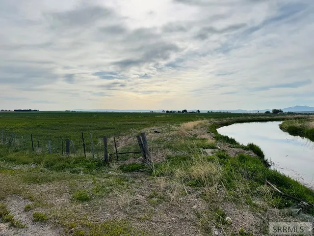 $110,000 | 1325 West W Highway, Pingree, ID 83262