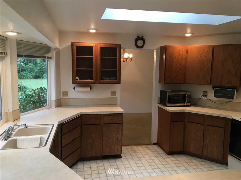 4511 Southeast Nelson Road Olalla, WA 98359 - Photo 3 of 21 Gallery Image 3
