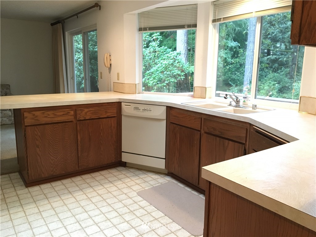 4511 Southeast Nelson Road Olalla, WA 98359 - Photo 4 of 21 Gallery Image 4