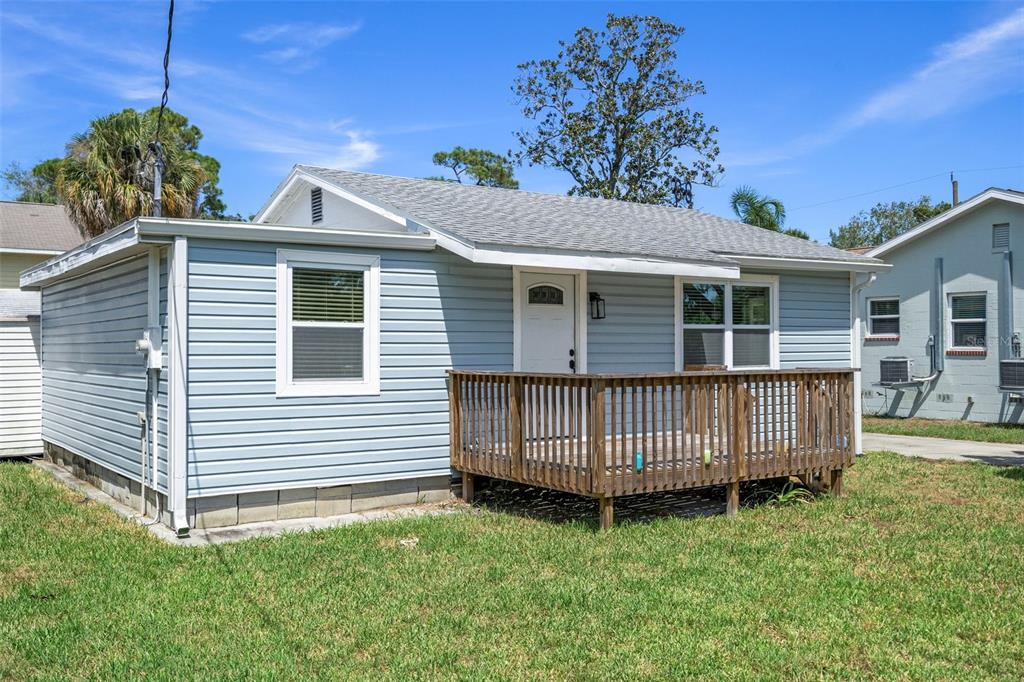 5535 Pasco Way Port Richey, FL 34668 - Photo 2 of 41