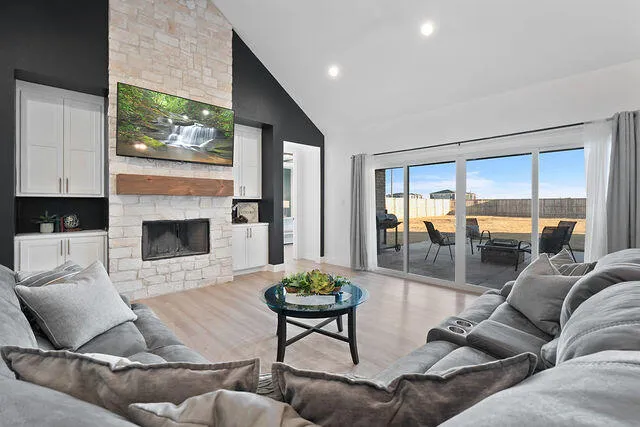 $480,000 | 823 13th Street, Wolfforth, TX 79382