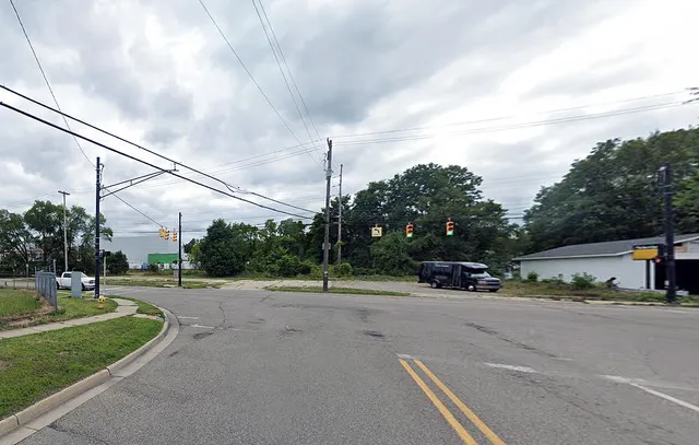 $12,000 | 390 East Michigan Avenue, Battle Creek, MI 49014