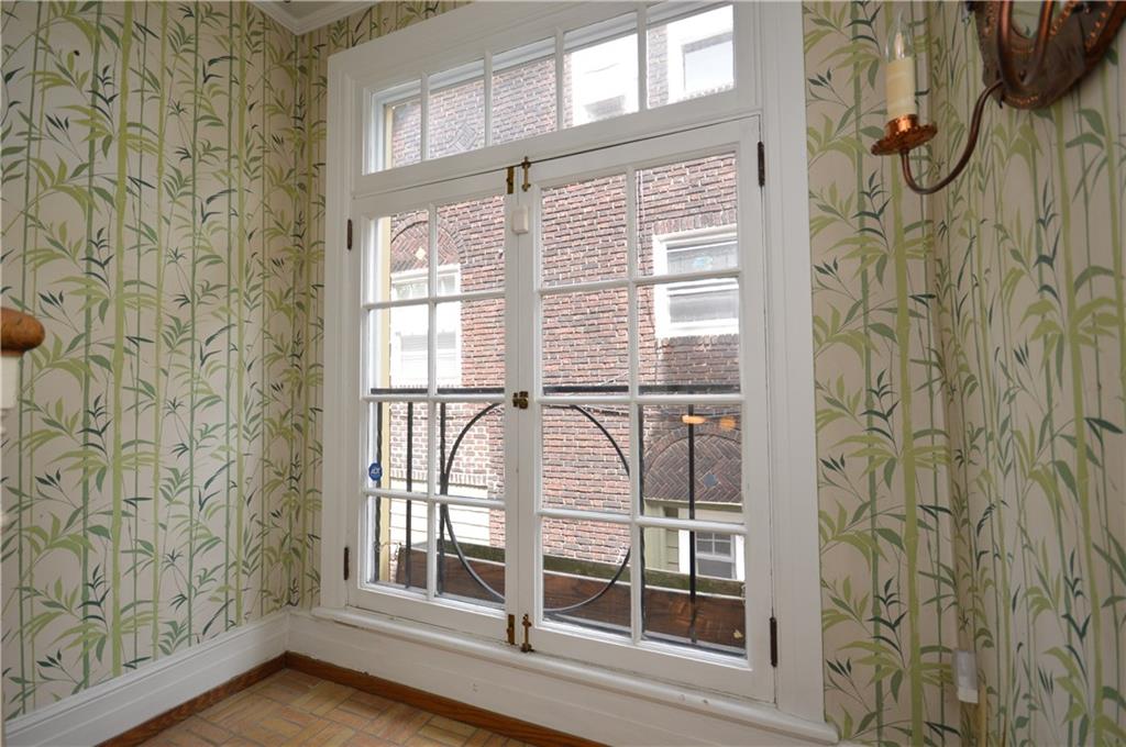 6545 Darlington Road Pittsburgh, PA 15217 - Photo 11 of 25 Gallery Image 11