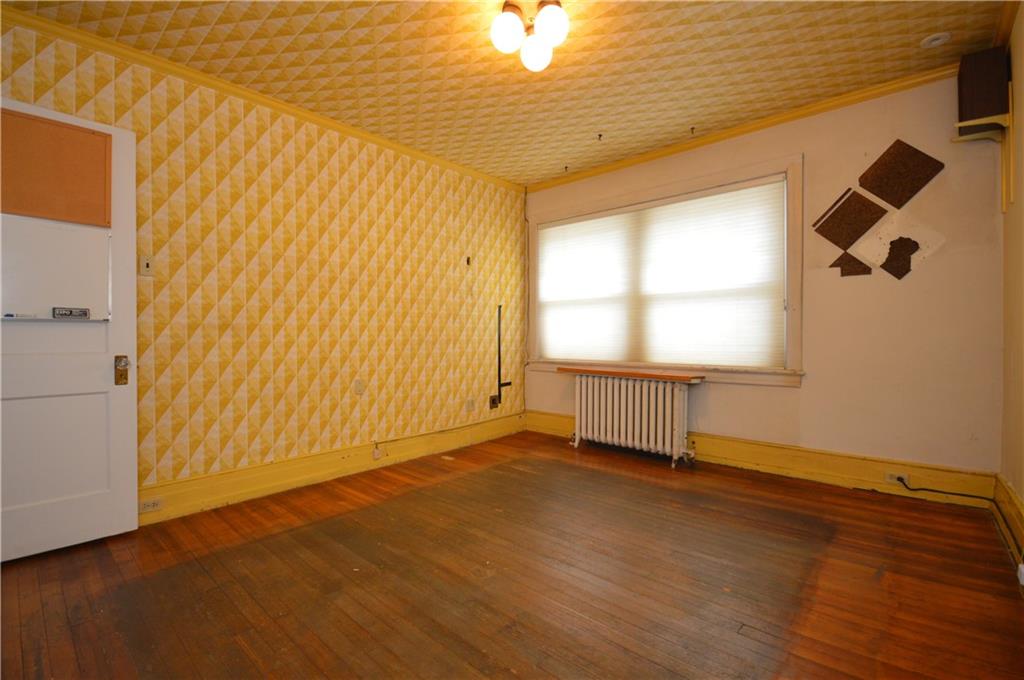 6545 Darlington Road Pittsburgh, PA 15217 - Photo 14 of 25 Gallery Image 14