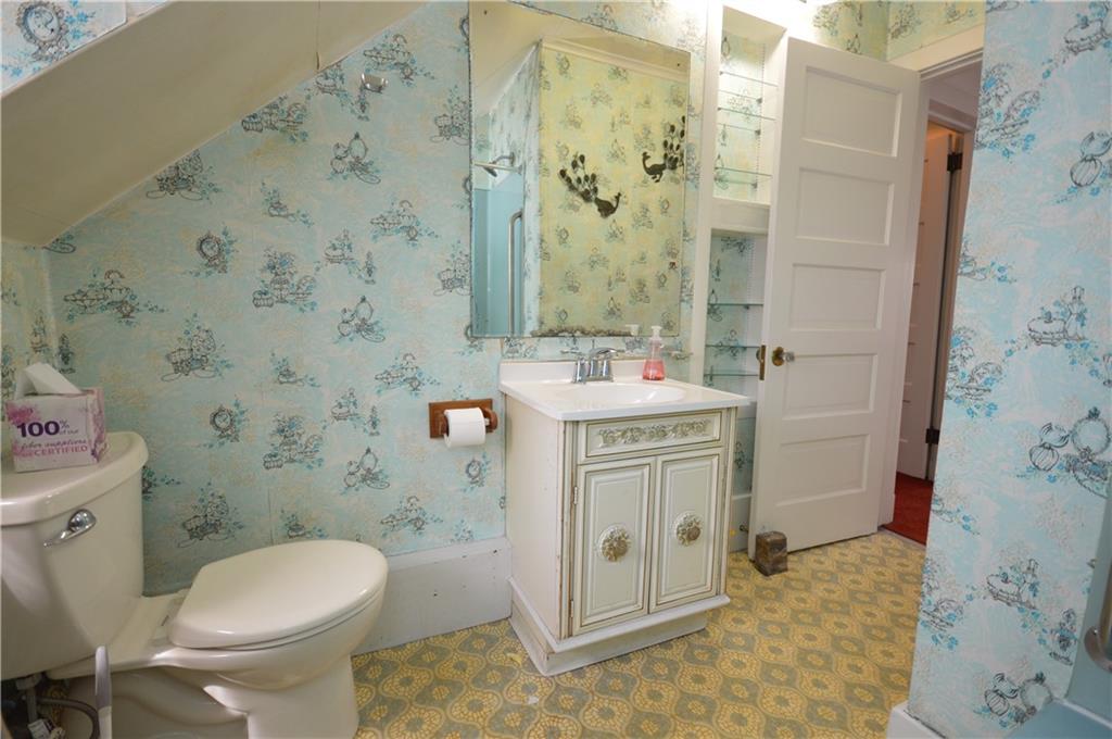 6545 Darlington Road Pittsburgh, PA 15217 - Photo 19 of 25 Gallery Image 19