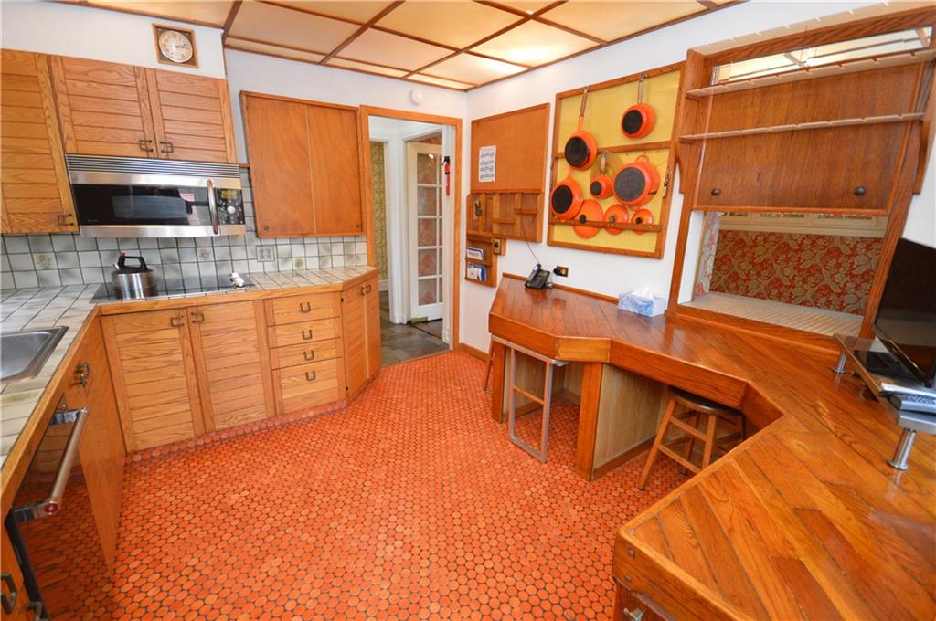 6545 Darlington Road Pittsburgh, PA 15217 - Photo 8 of 25 Gallery Image 8