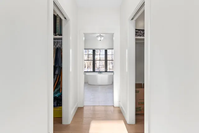 $1,875,000 | 7 Freedom Drive, Falmouth, ME 04105