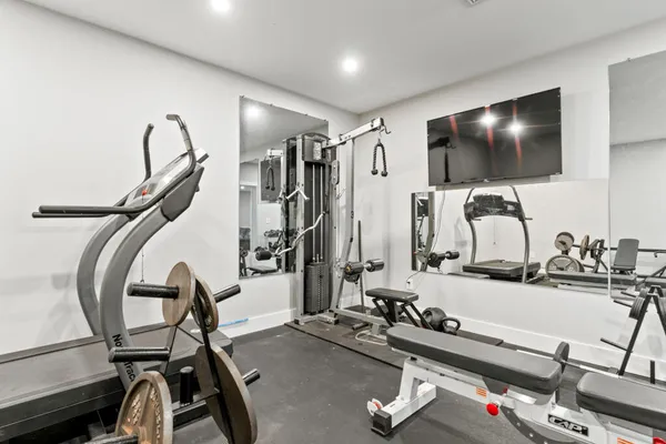 $1,875,000 | 7 Freedom Drive, Falmouth, ME 04105