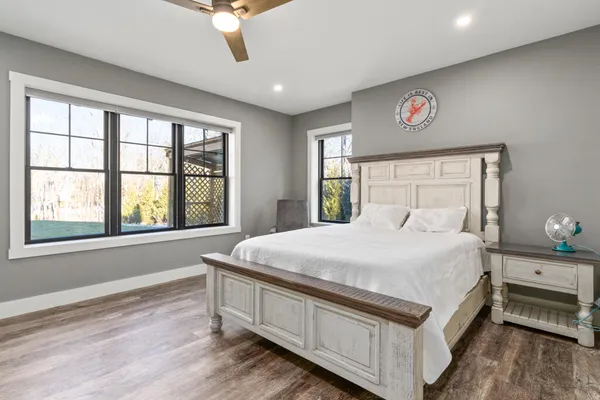 $1,875,000 | 7 Freedom Drive, Falmouth, ME 04105
