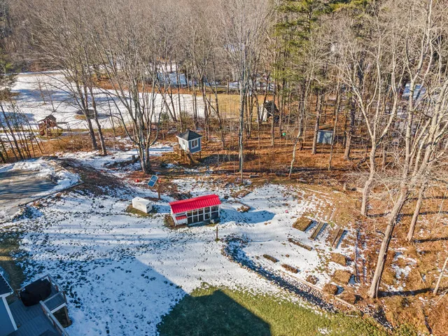 $1,875,000 | 7 Freedom Drive, Falmouth, ME 04105
