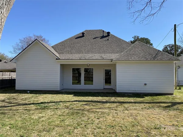 $319,900 | 204 Arthur Avenue, Shreveport, LA 71105