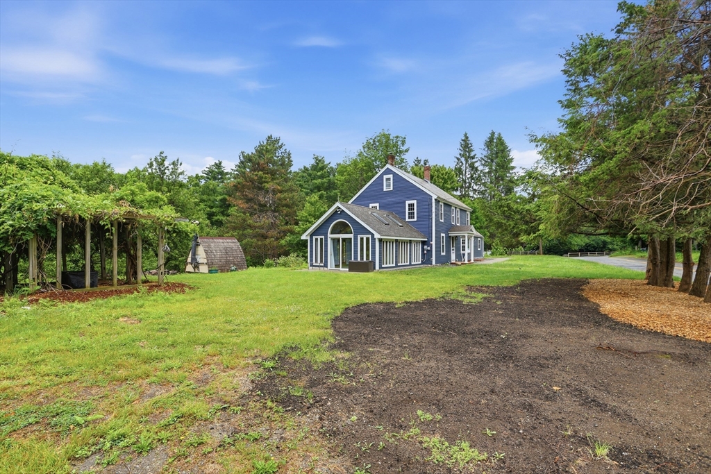 384 Pearl Hill Road Fitchburg, MA 01420 - Photo 32 of 41