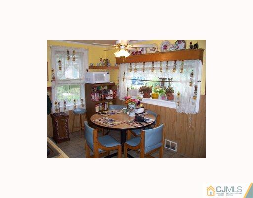 424 New Road Monmouth Junction, NJ 08852 - Photo 4 of 10 Gallery Image 4