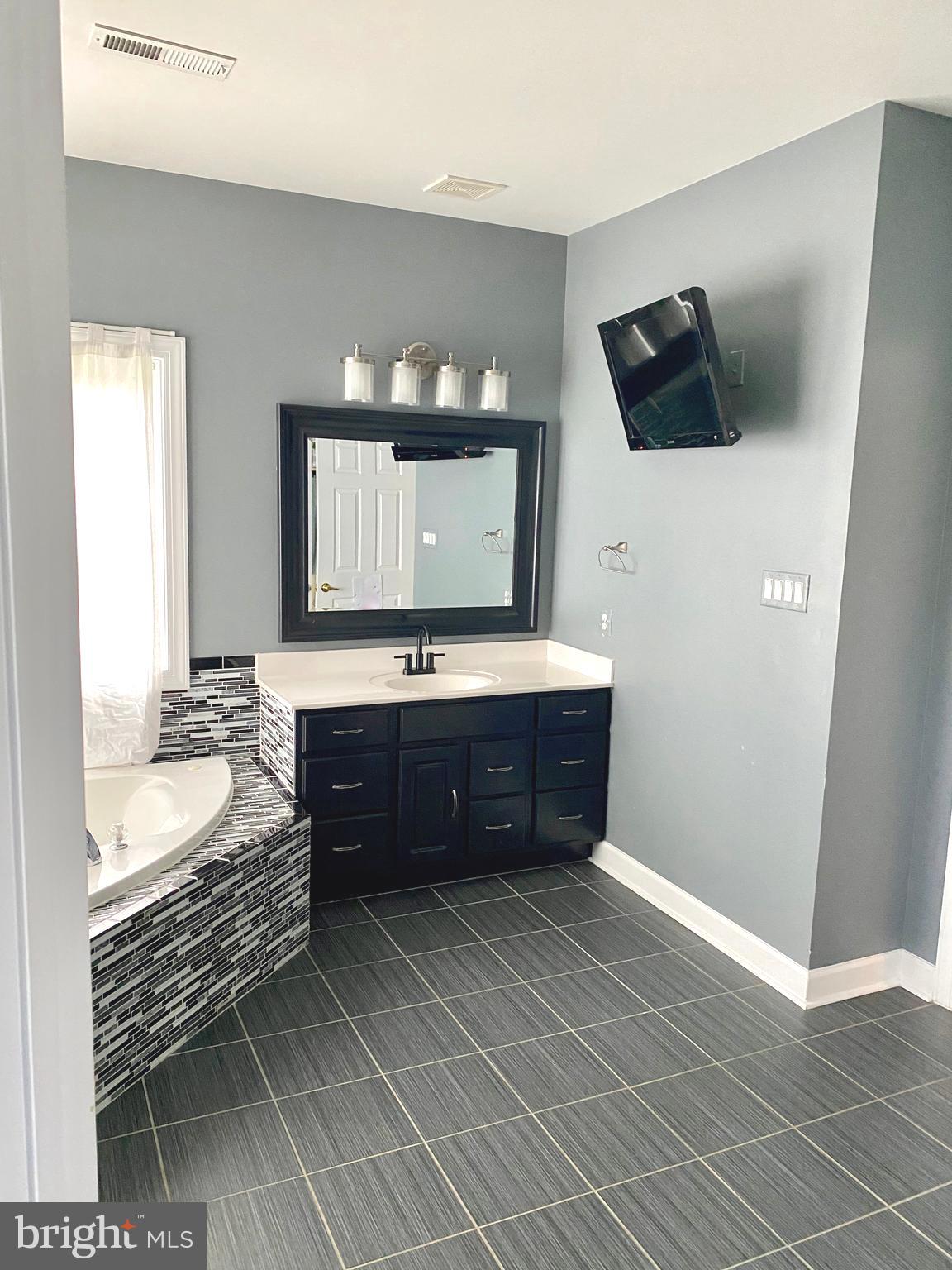 10838 Catron Road Perry Hall, MD 21128 - Photo 23 of 44 Primary bathroom