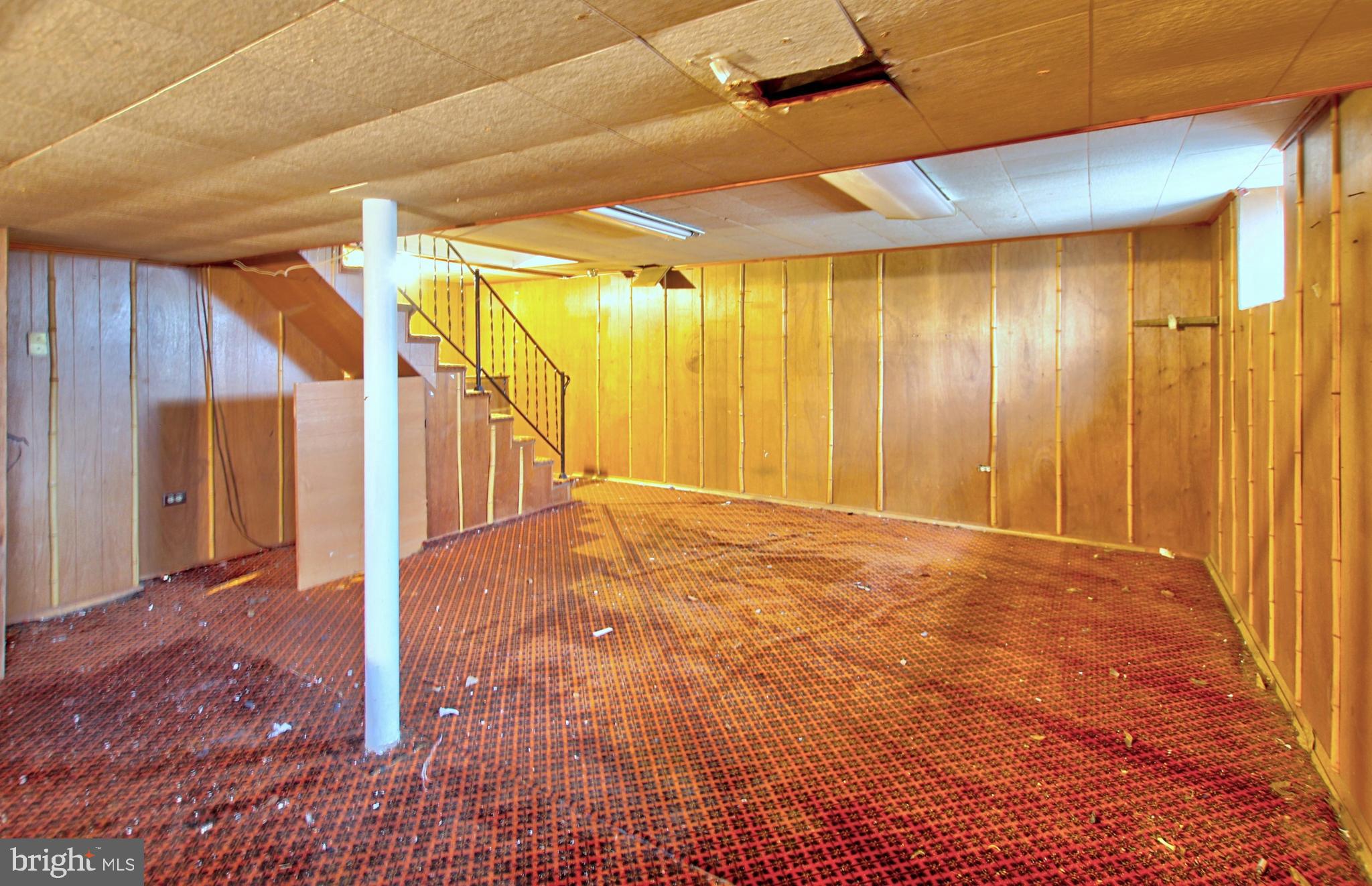 3721 Nortonia Road Baltimore, MD 21216 - Photo 26 of 35 Family room