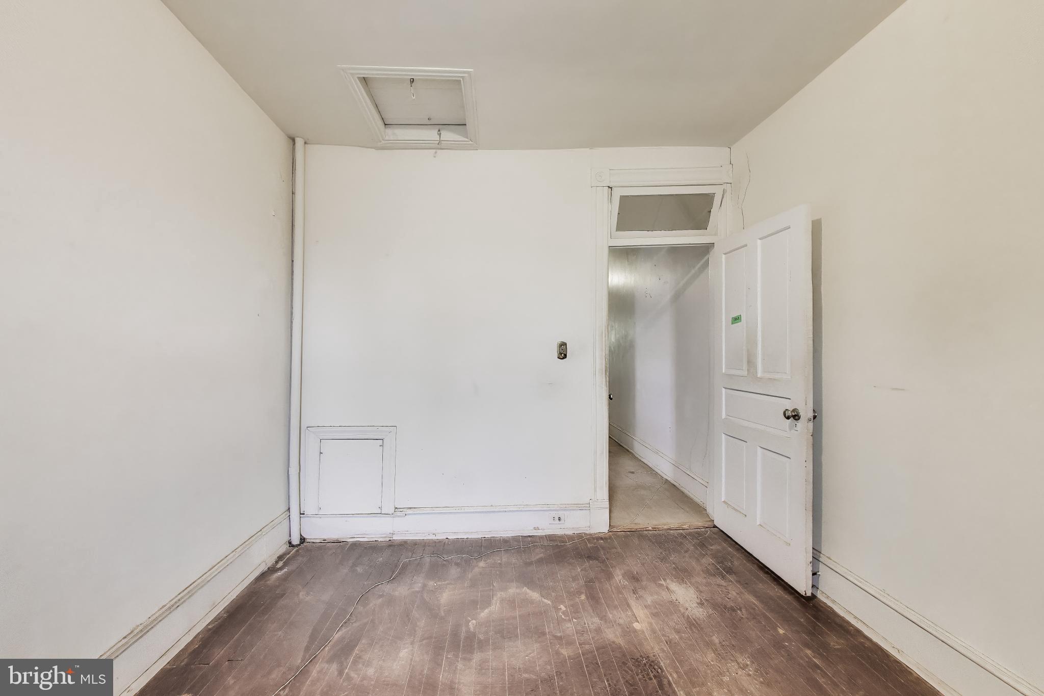 140 U Street Northwest Washington, DC 20001 - Photo 23 of 39 a view of an empty room