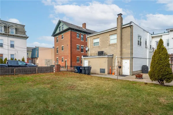 $2,000 | 170 Broadway, Unit A, Providence, RI 02903
