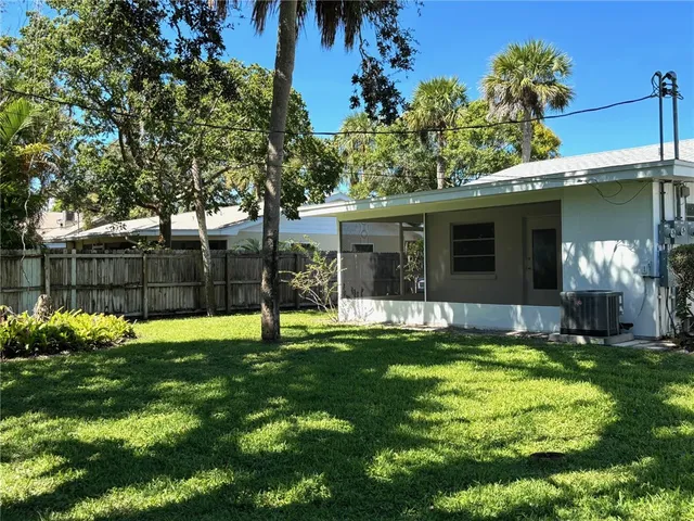 $1,500,000 | 566-576 Azalea Lane, Vero Beach, FL 32963