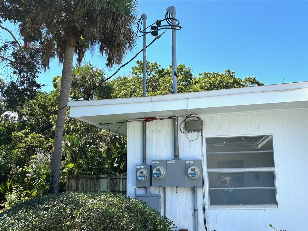 566-576 Azalea Lane Vero Beach, FL 32963 - Photo 12 of 34