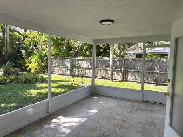 $1,500,000 | 566-576 Azalea Lane, Vero Beach, FL 32963