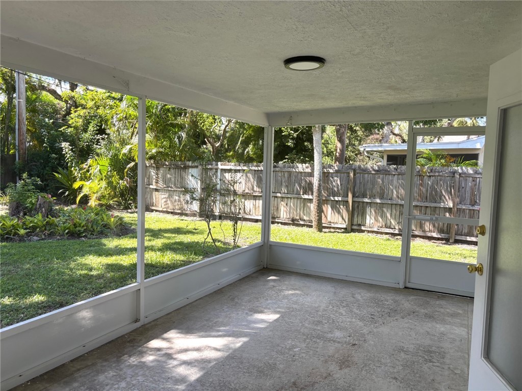 566-576 Azalea Lane Vero Beach, FL 32963 - Photo 25 of 34