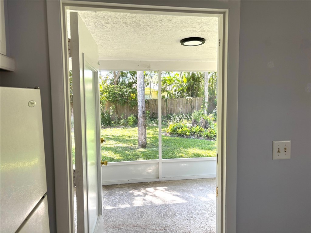 566-576 Azalea Lane Vero Beach, FL 32963 - Photo 26 of 34