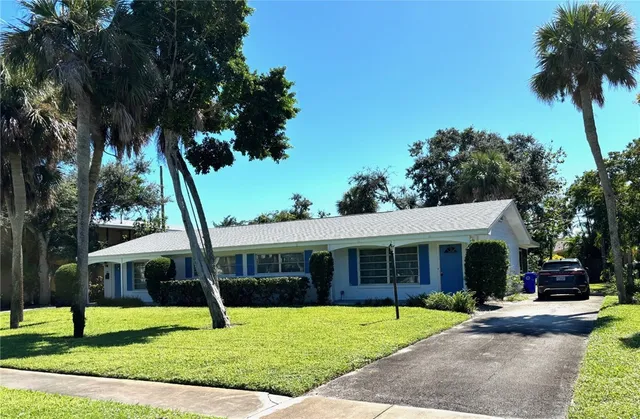 $1,500,000 | 566-576 Azalea Lane, Vero Beach, FL 32963