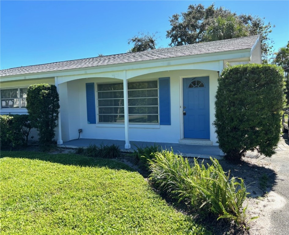 566-576 Azalea Lane Vero Beach, FL 32963 - Photo 4 of 34