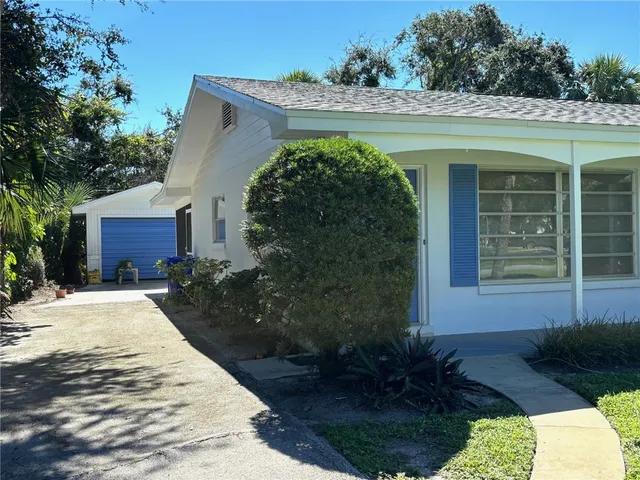 $1,500,000 | 566-576 Azalea Lane, Vero Beach, FL 32963