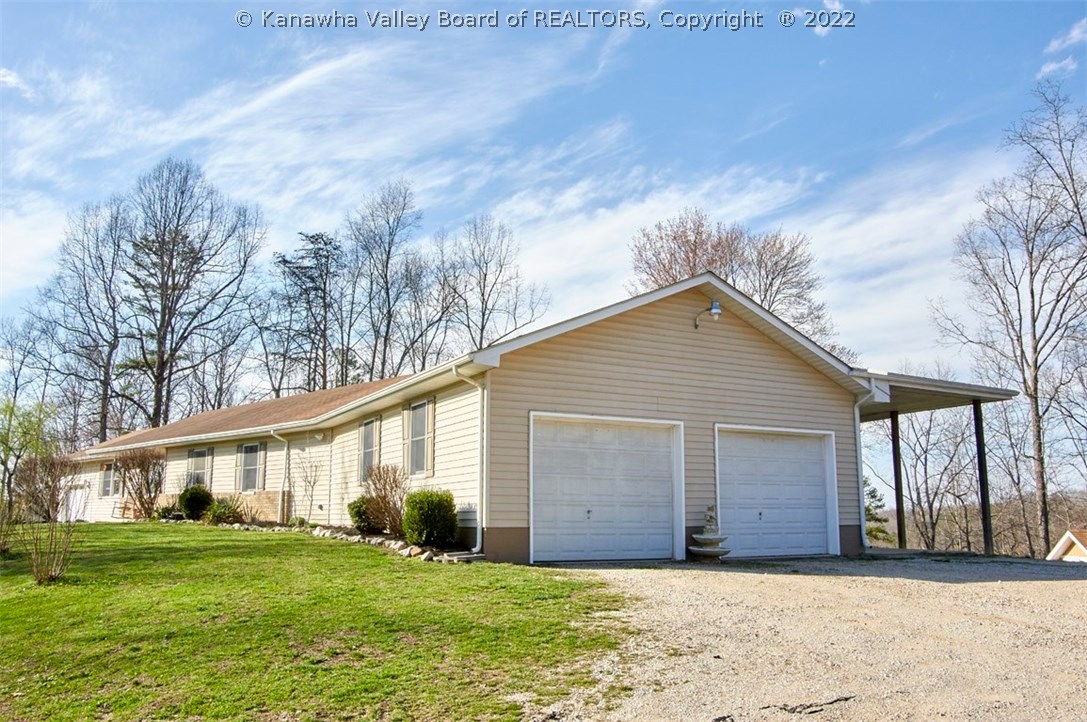 229 Buff Creek Road Hurricane, WV 25526 - Photo 23 of 27 Gallery Image 23