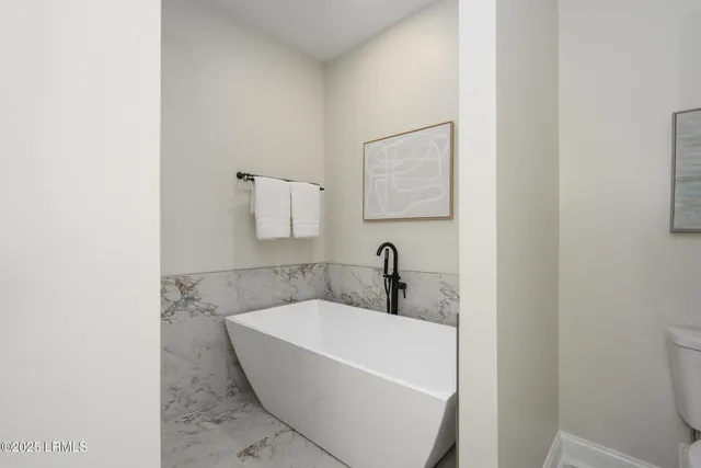 $549,000 | 8 River Drive, Beaufort, SC 29907