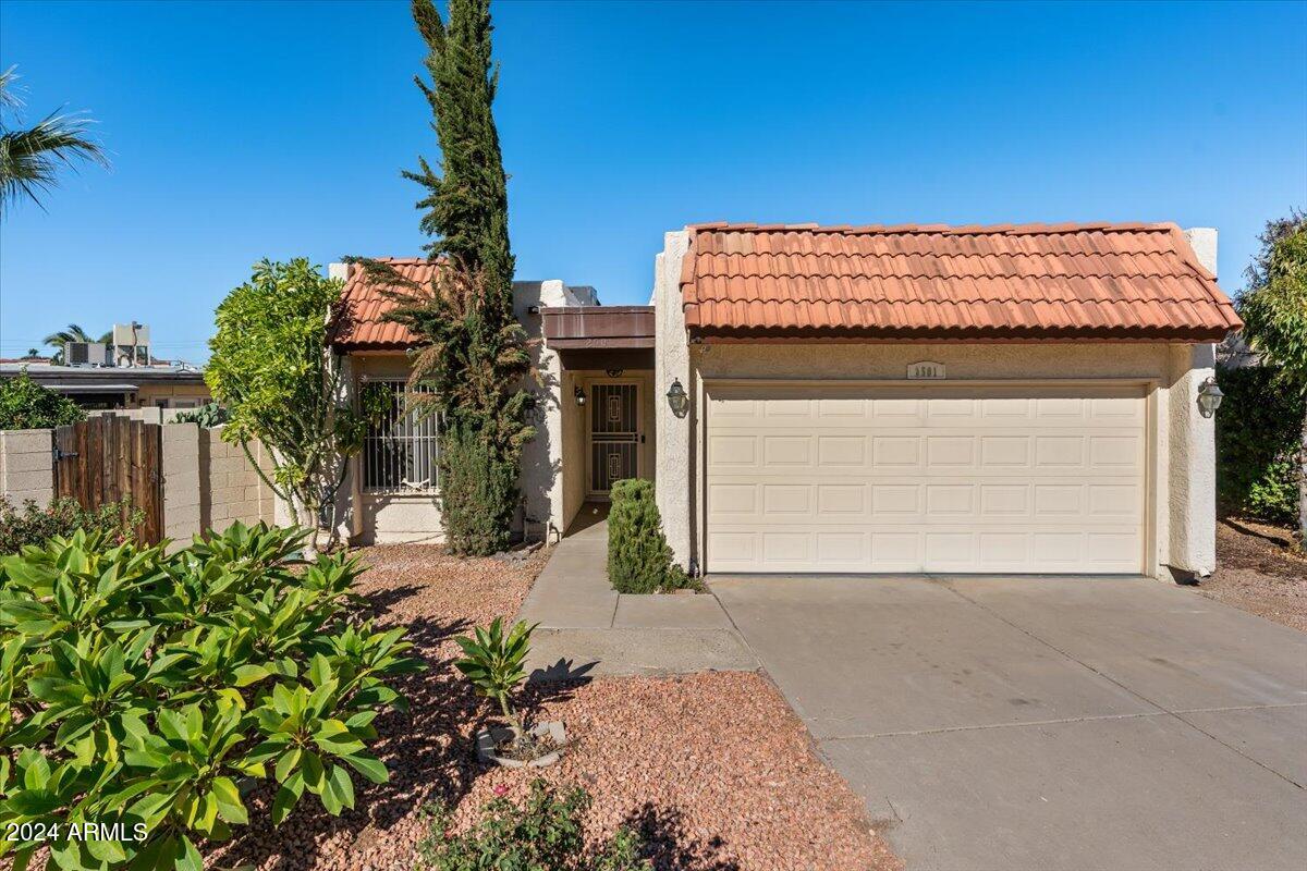 2501 East Pepper Ridge Circle Phoenix, AZ 85032 - Photo 1 of 48 06-Front of home