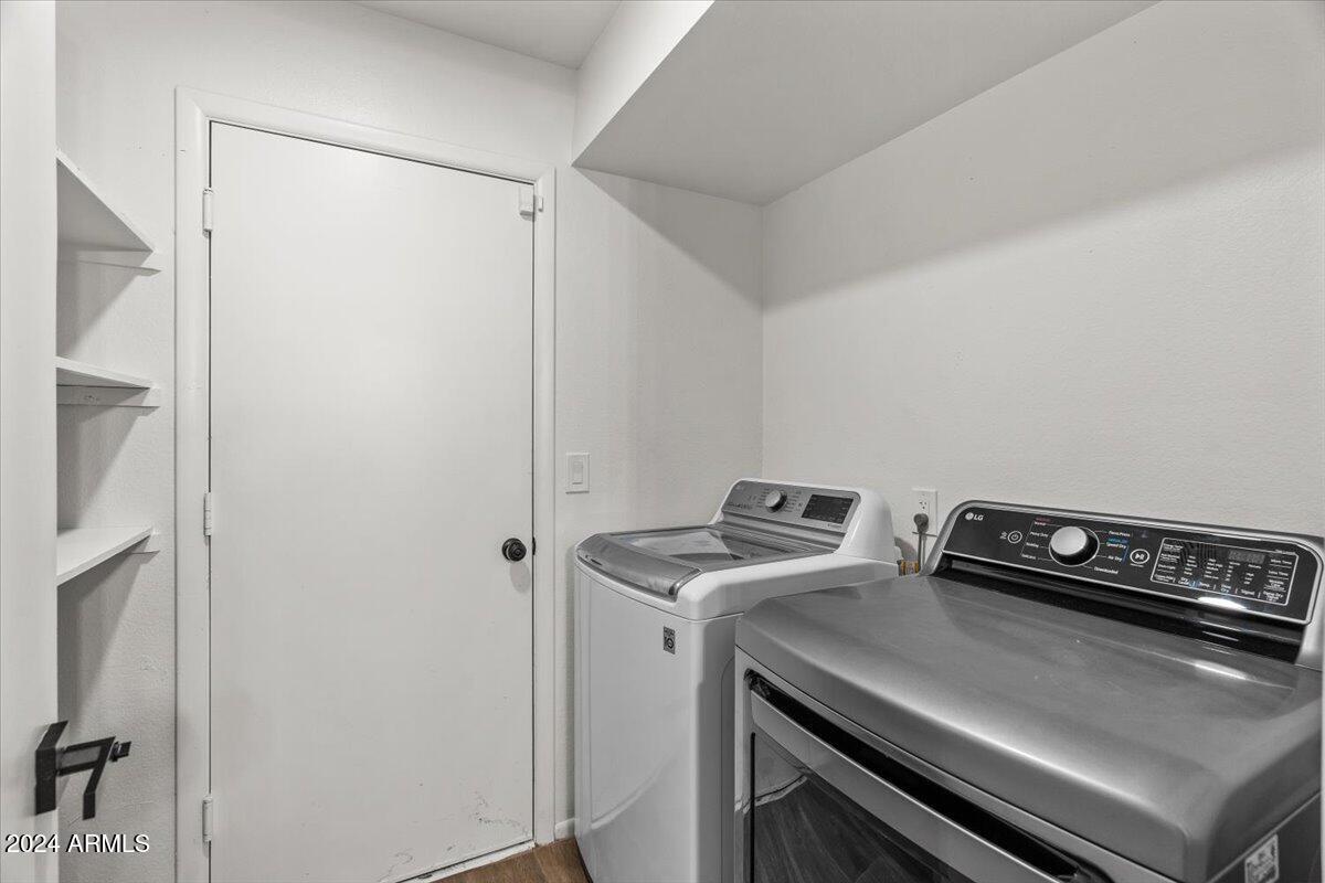 2501 East Pepper Ridge Circle Phoenix, AZ 85032 - Photo 42 of 48 31-Laundry