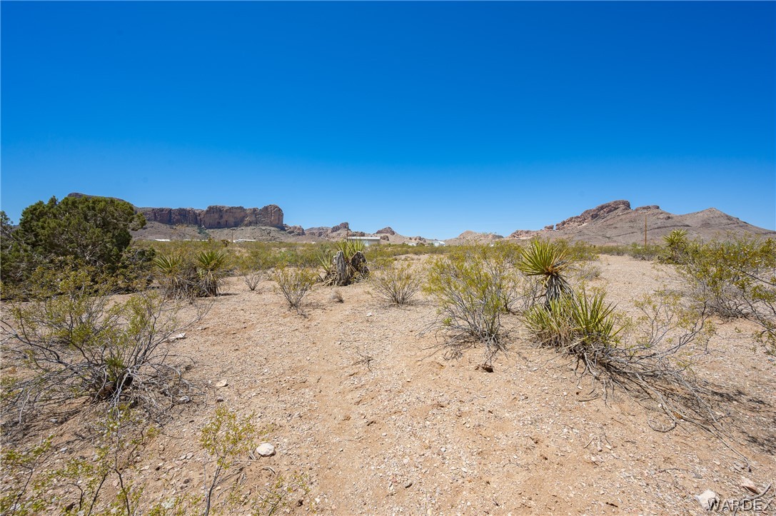 1565 Growler Road Golden Valley, AZ 86413 - Photo 8 of 30 Gallery Image 8