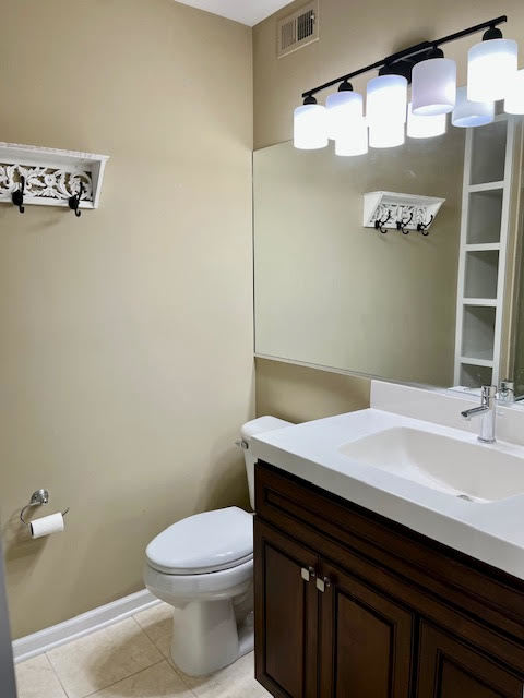 33 Shoreline Road, Unit B Lake Barrington, IL 60010 - Photo 17 of 46