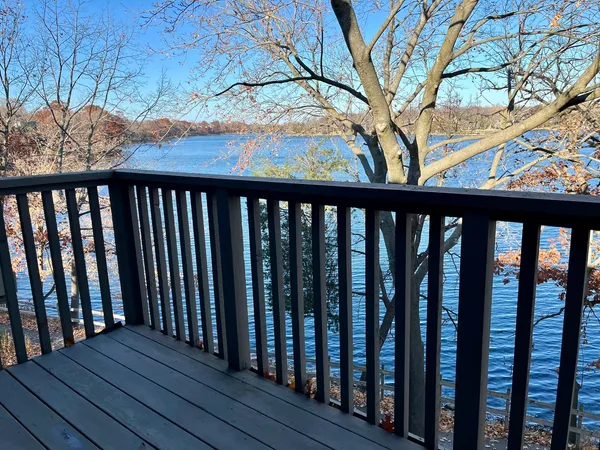 $369,000 | 33 Shoreline Road, Unit B, Lake Barrington, IL 60010