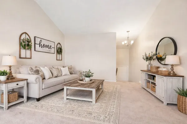 $369,000 | 33 Shoreline Road, Unit B, Lake Barrington, IL 60010