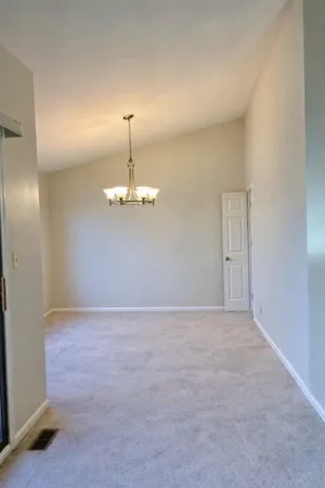$369,000 | 33 Shoreline Road, Unit B, Lake Barrington, IL 60010