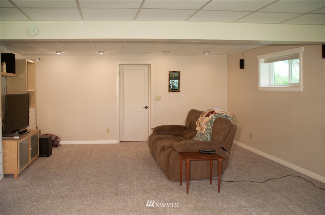 1433 Scrivner Road Port Angeles, WA 98362 - Photo 16 of 25 Gallery Image 16