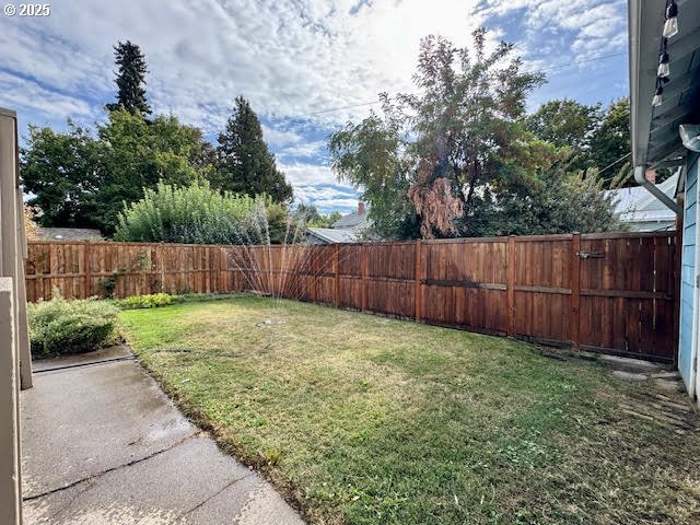 904 Penn Avenue La Grande, OR 97850 - Photo 38 of 46 a view of a backyard with wooden fence
