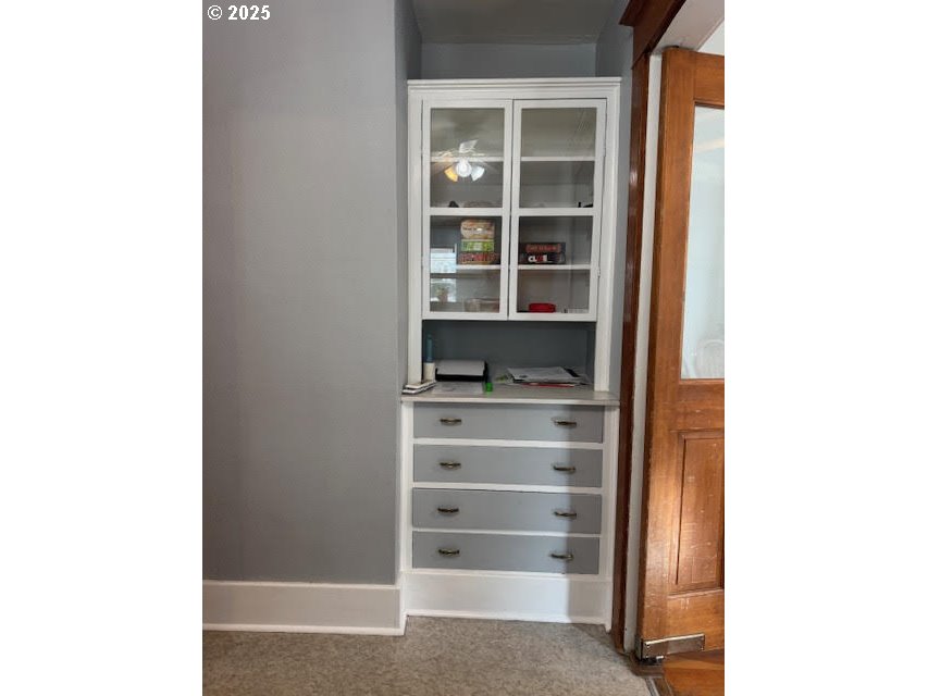904 Penn Avenue La Grande, OR 97850 - Photo 9 of 46 a view of walk in closet with empty racks