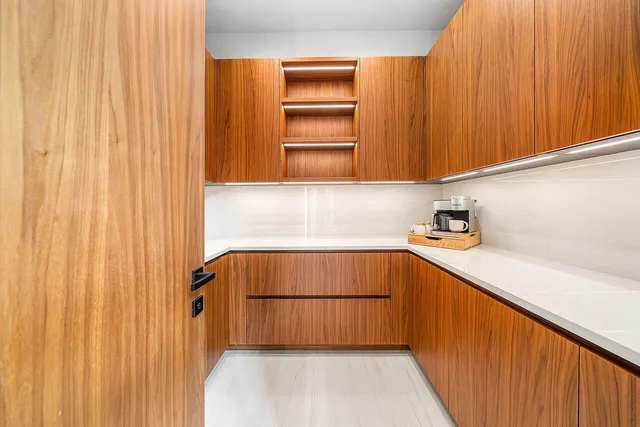 $16,995,000 | 4460 Northeast 31st Avenue, Lighthouse Point, FL 33064