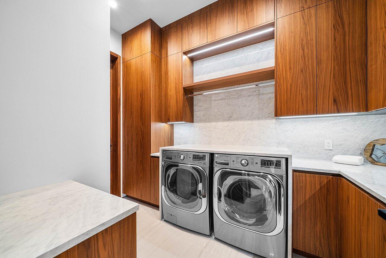 4460 Northeast 31st Avenue Lighthouse Point, FL 33064 - Photo 107 of 152 127-4460Northeast31stAvenue-LighthousePo