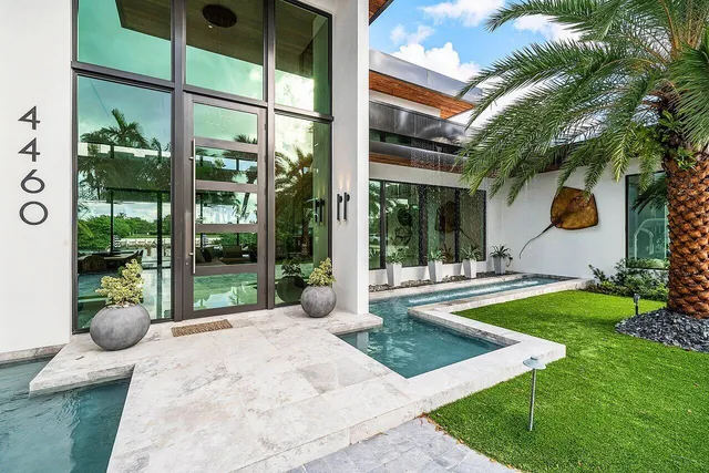 a outdoor view with a sitting space